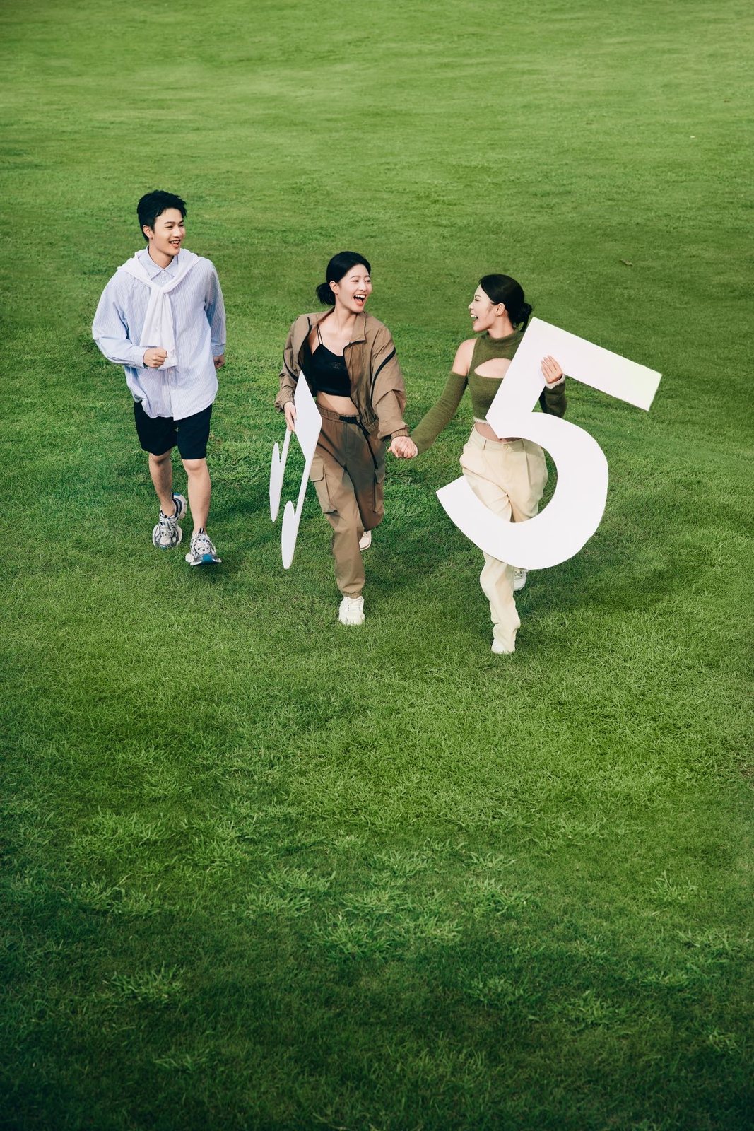 CHAGEE 5th anniversary key visual